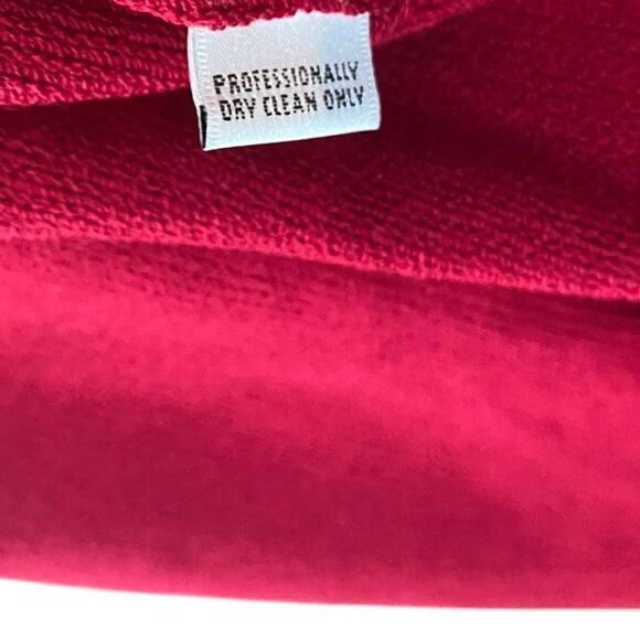 St. John Designer Red Knit Gold Hardware Details Elegant Evening Workwear Dress - Picture 4 of 8